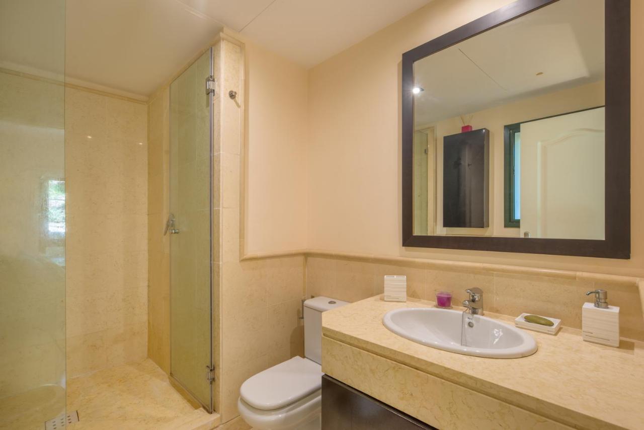 Capanes Del Golf Luxury Apartment Benahavís Exterior foto